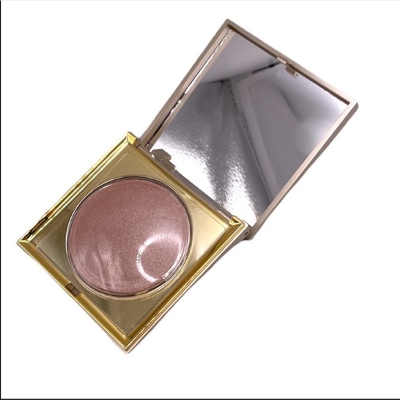 Stila Other - NWT STILA HEAVENS HUE HIGHLIGHTER IN SHADE KITTEN
